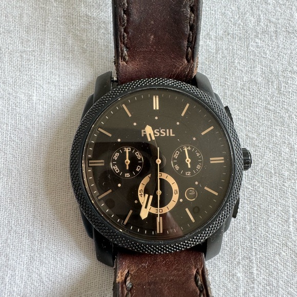 Fossil Watch - Picture 4 of 4